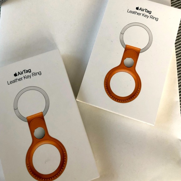 NWT Leather keyrings for Apple AirTag - SET OF 2 - Picture 1 of 2